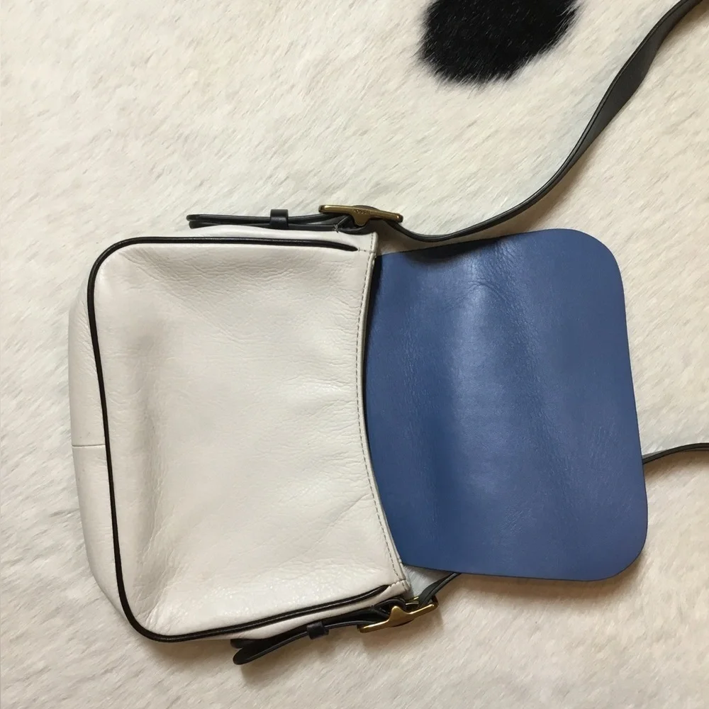 Fossil Harper Small Saddle Crossbody bag, blue and white leather design.
